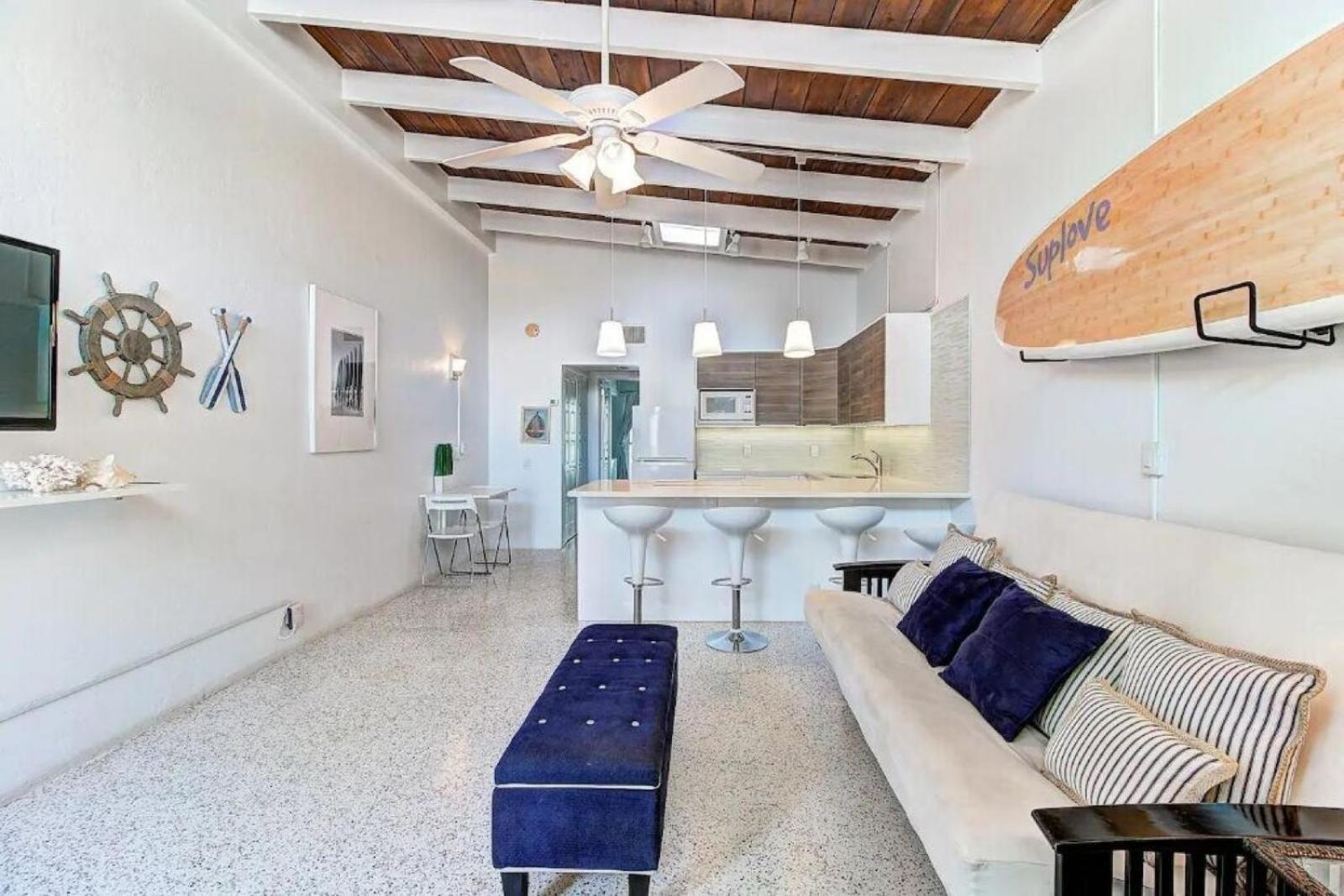 Beachfront Getaway In Siesta Key Bagian luar foto