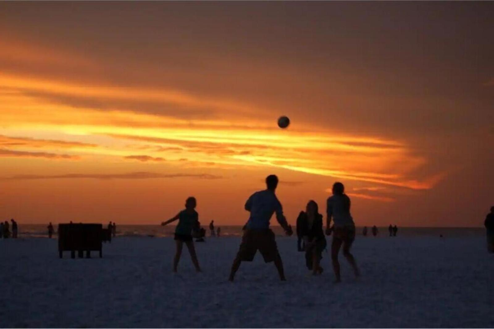 Beachfront Getaway In Siesta Key Bagian luar foto