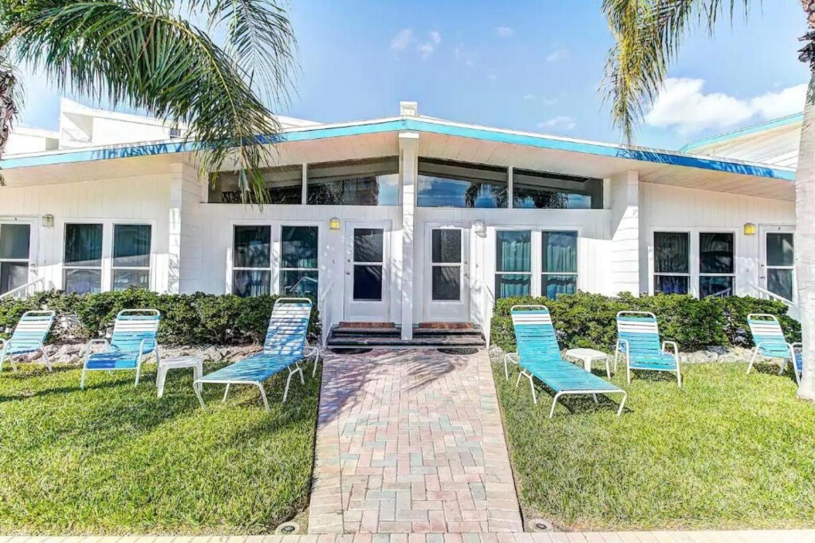 Beachfront Getaway In Siesta Key Bagian luar foto